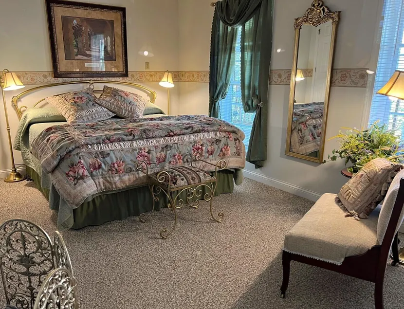 Rocky Hill Inn - Image 1