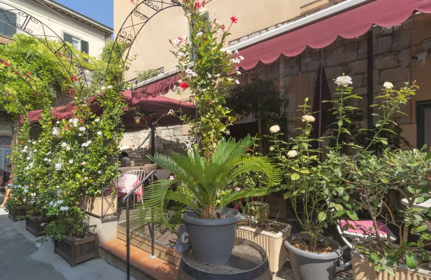 Hotel Amalfitana - Image 1