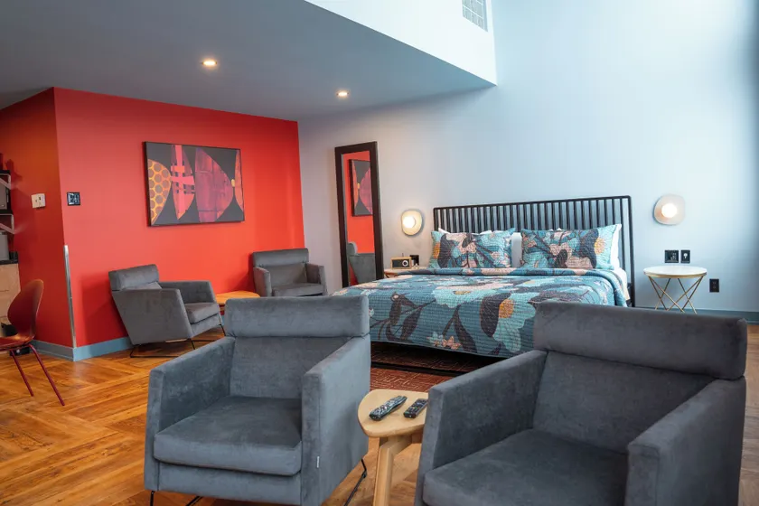 Bentley's Inn - Image 1
