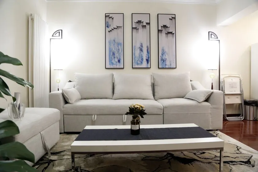 Beijing Sanlitun 2-Bedroom Spacious Apartment - Image 1
