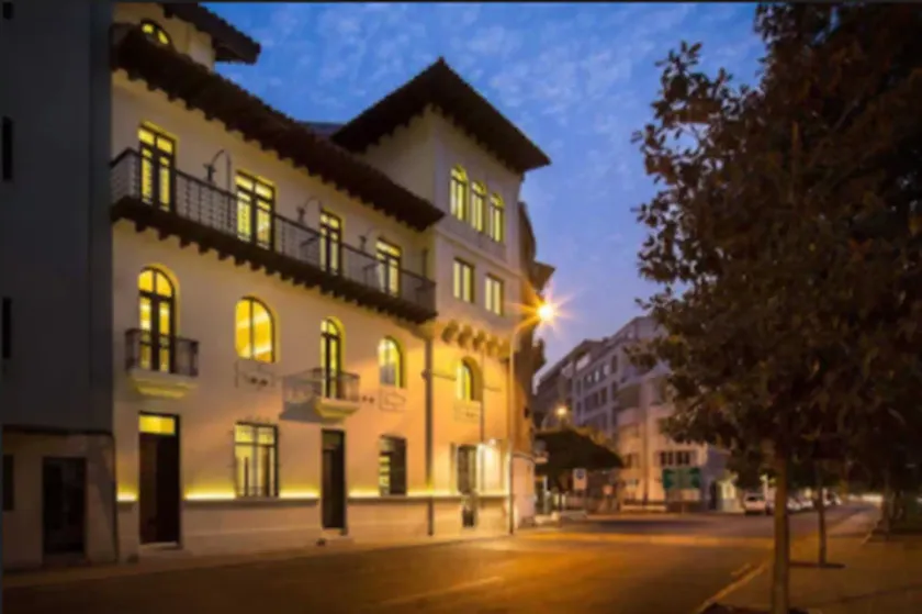 Hotel Altiplanico Bellas Artes - Image 1