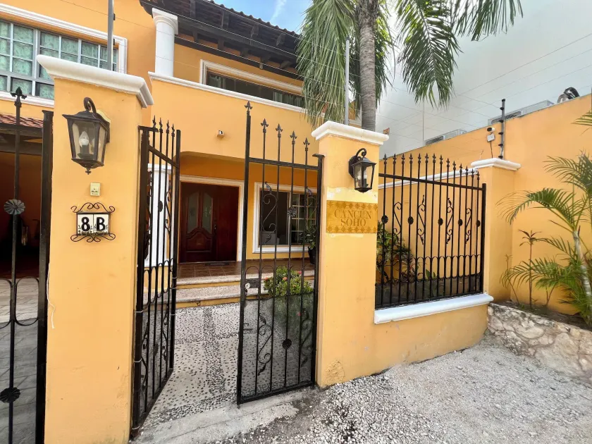 Cancun-Soho - Image 1