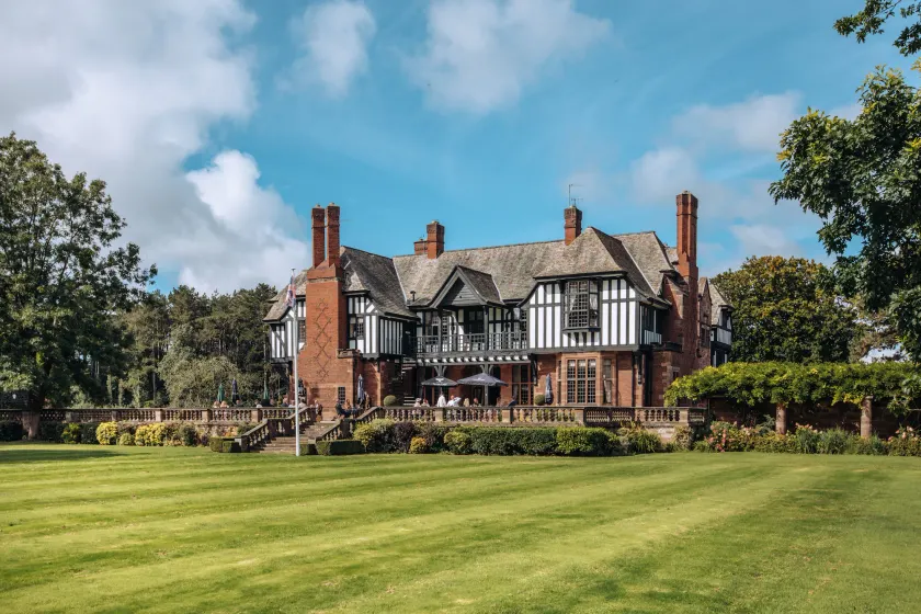 Inglewood Manor - Image 1