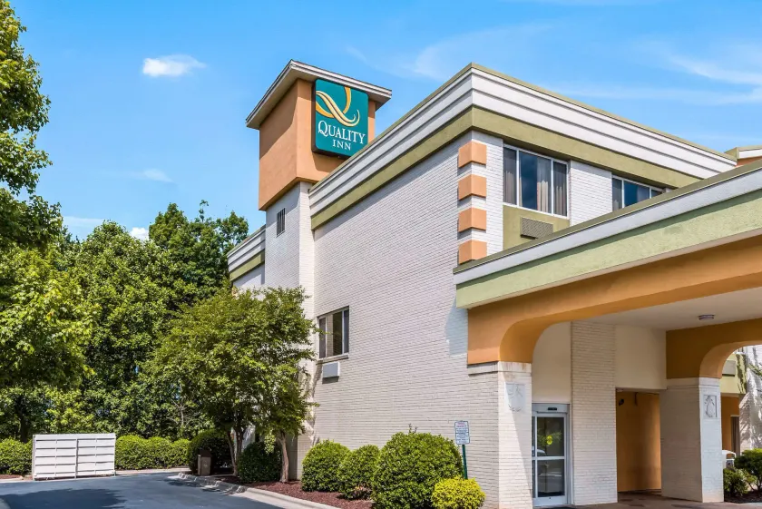 Quality Inn Huntersville near Lake Norman - Image 1