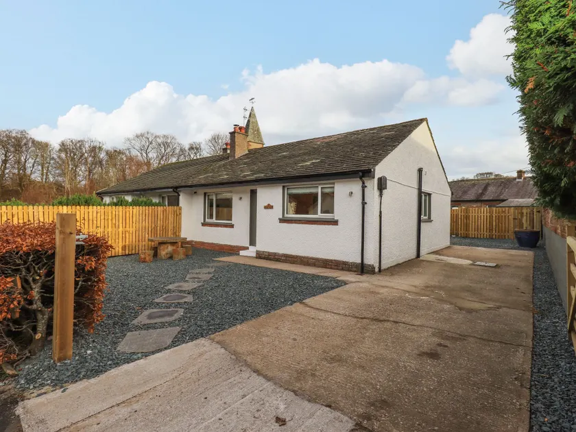 Woodview - Image 1