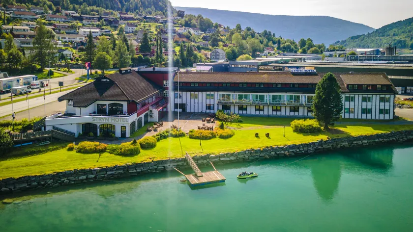 Stryn Hotel - Image 1
