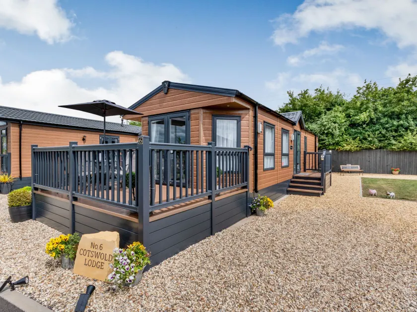 The Cotswold Holiday Lodge - Image 1
