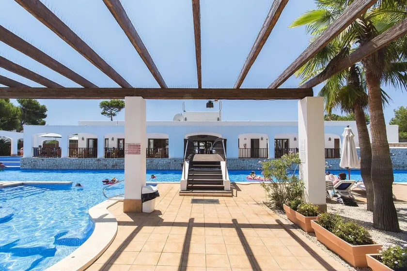 Luxury Apartment for 4 People in Cala D'or - Image 1