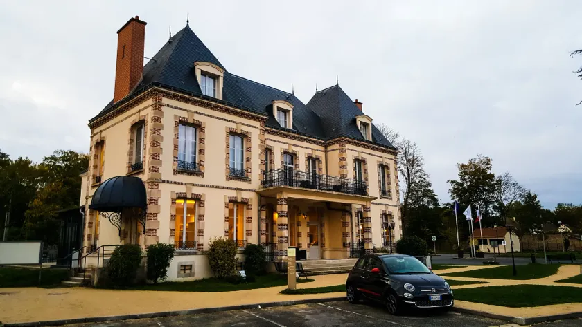 Résidence Château du Mée - Image 1