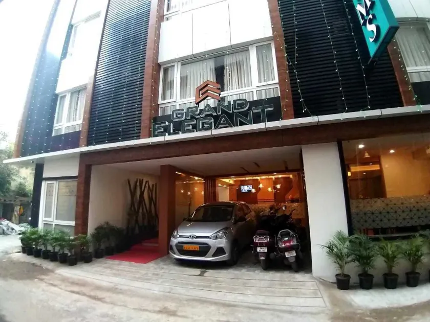 GRAND ELEGANT - Image 1