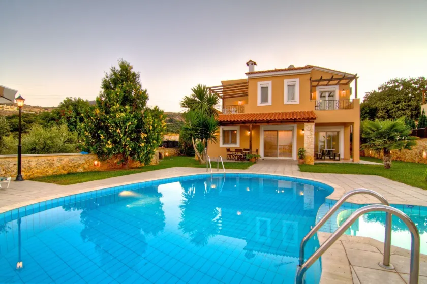 Elessa - Gerani Villas With Private Pool - Image 1