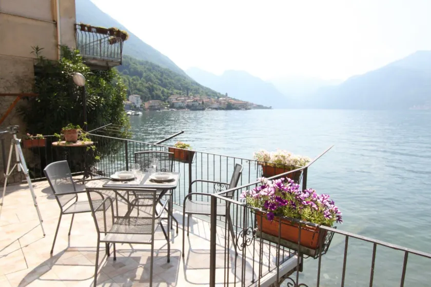 B&B Nest on the Lake - Image 1