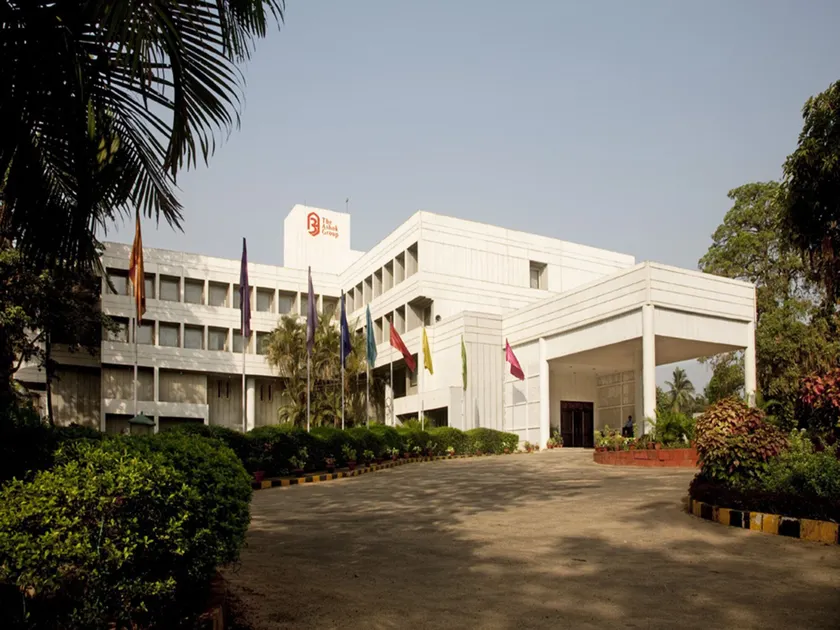 Hotel Kalinga Ashok - Image 1