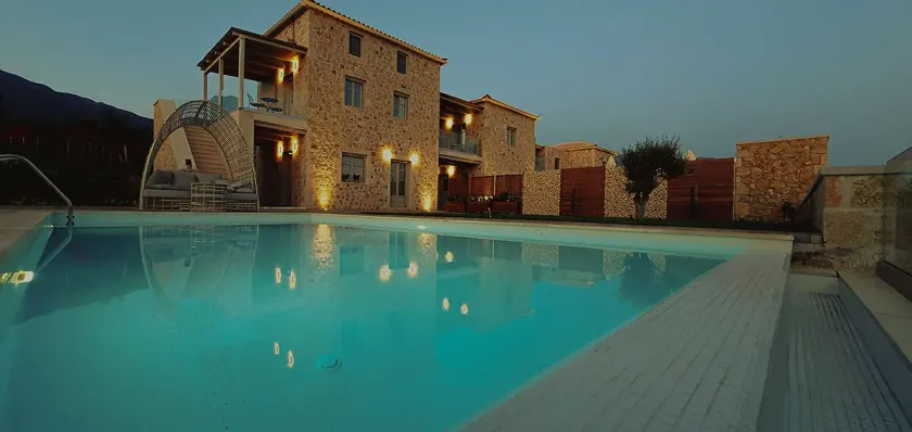 Katergo Luxury Villas - Image 1