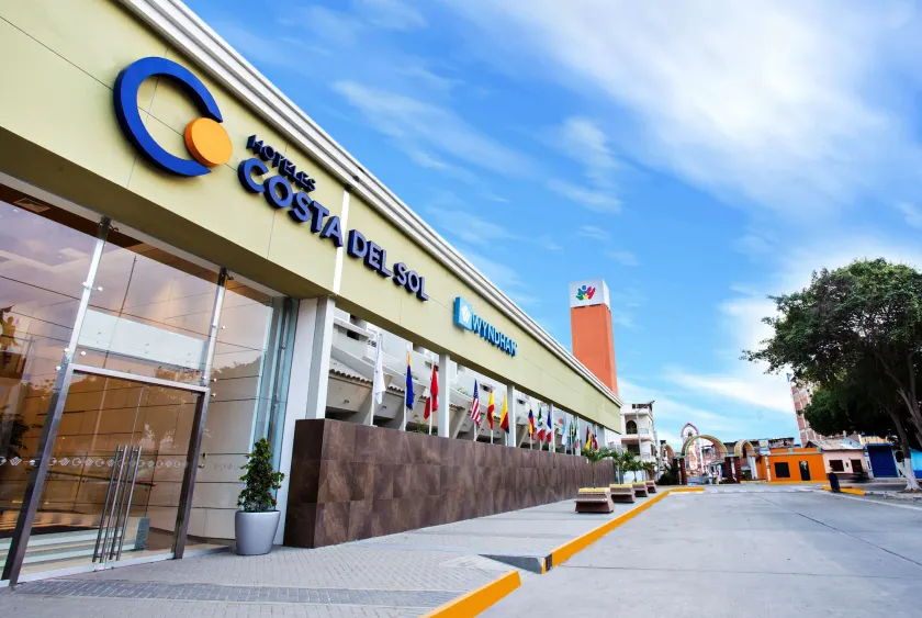 Wyndham Costa del Sol Tumbes - Image 1