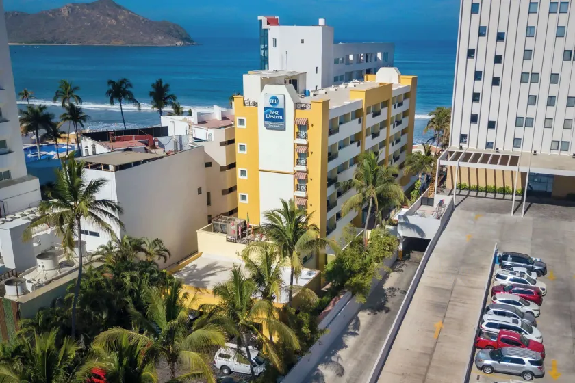 Best Western Hotel Posada Freeman Zona Dorada - Image 1
