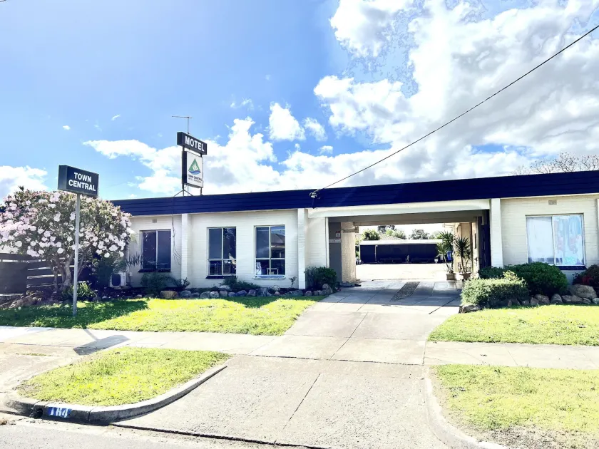 Bairnsdale Town Central Motel - Image 1