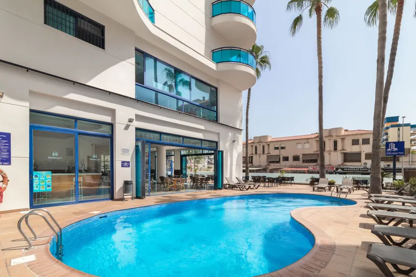 Hotel Cibeles Playa - Image 1