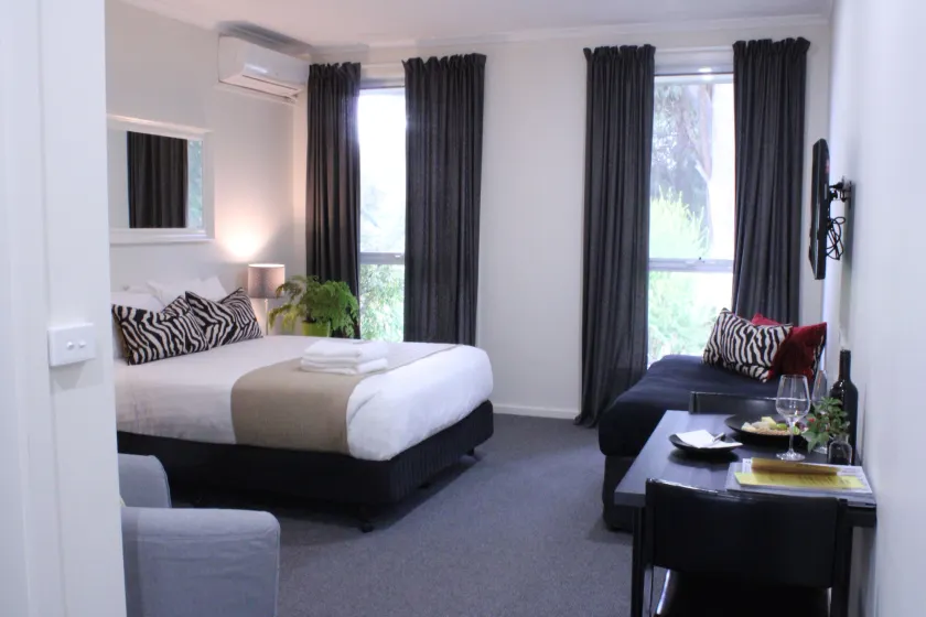 Prom Country Lodge - Image 1