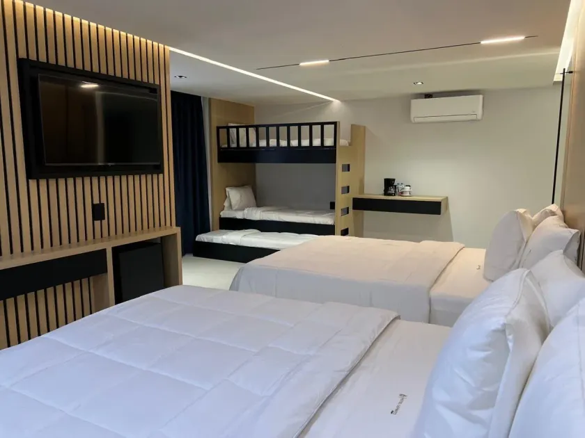Hotel Lepanto Reforma - Image 1