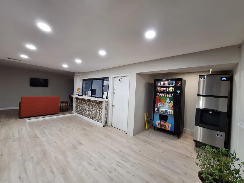 Budget Inn - Roxboro - Rezeption