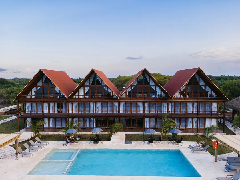 Riverside Hotel Chachalacas - Image 1