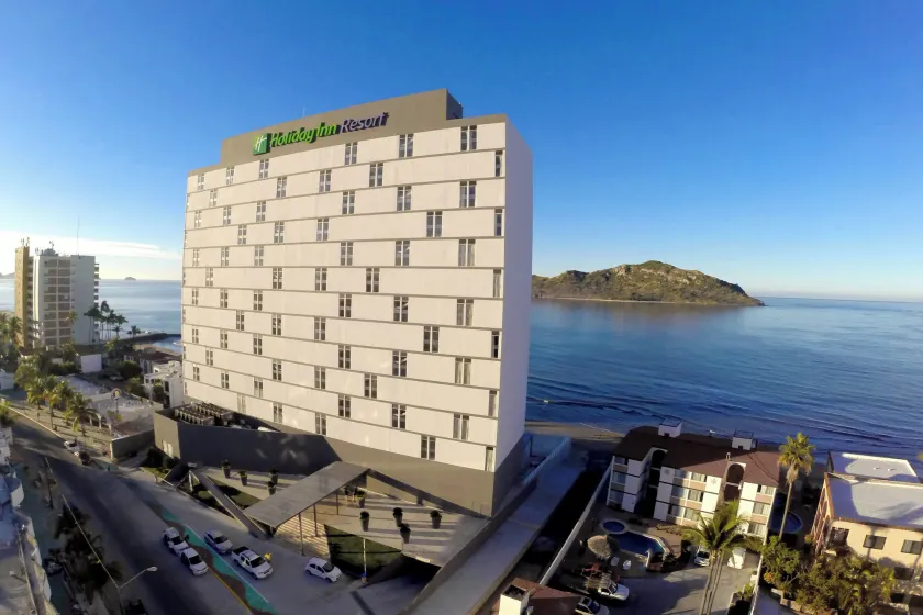 Holiday Inn Resort Mazatlan by IHG - Image 1