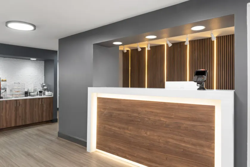 Super 8 by Wyndham Chattanooga East - Hamilton Place - Lobby