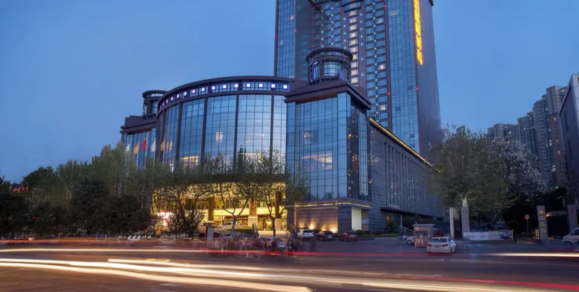 Slater International Hotel - Image 1