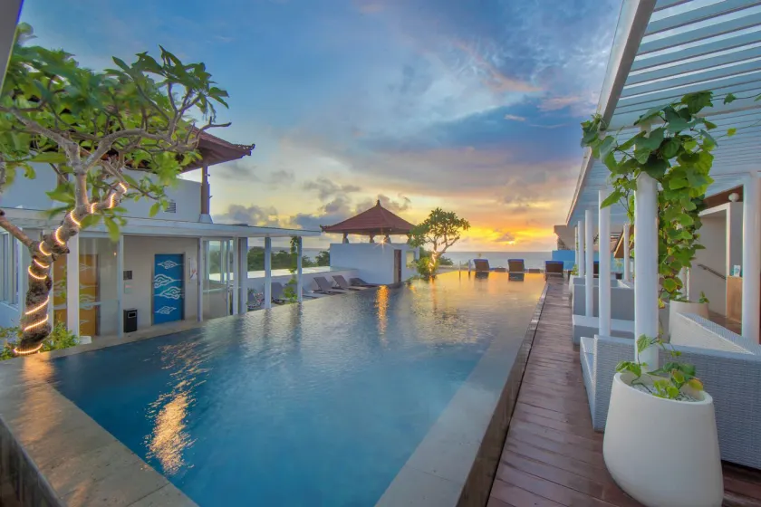 Kuta Beach Hotel - Image 1