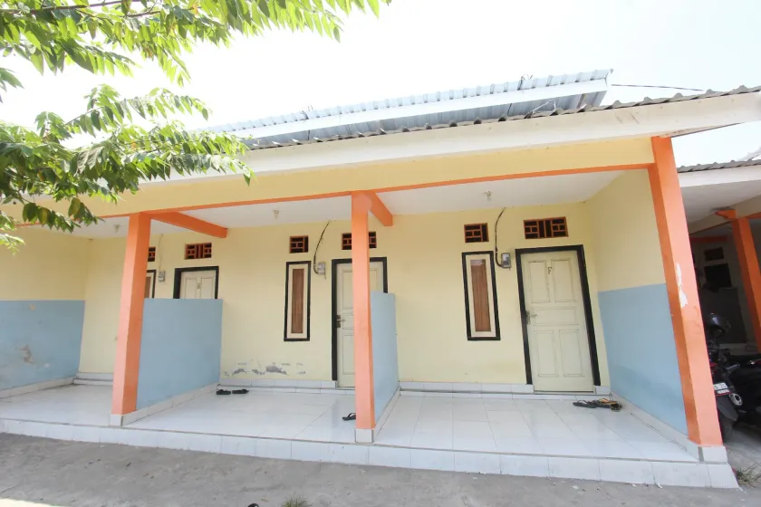 OYO Life 93260 Bale Kosan - Image 1