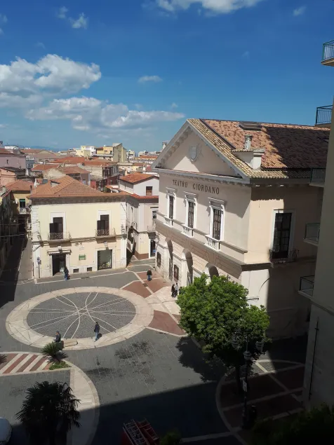 Business Home Piazza Cesare Battisti B&B Residence - Image 1