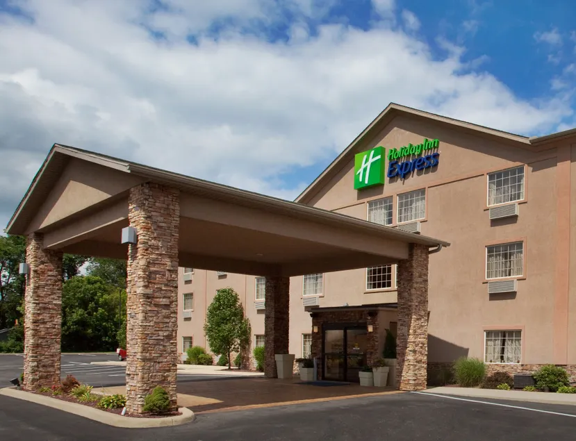 Holiday Inn Express Mount Pleasant- Scottdale by IHG - Image 1