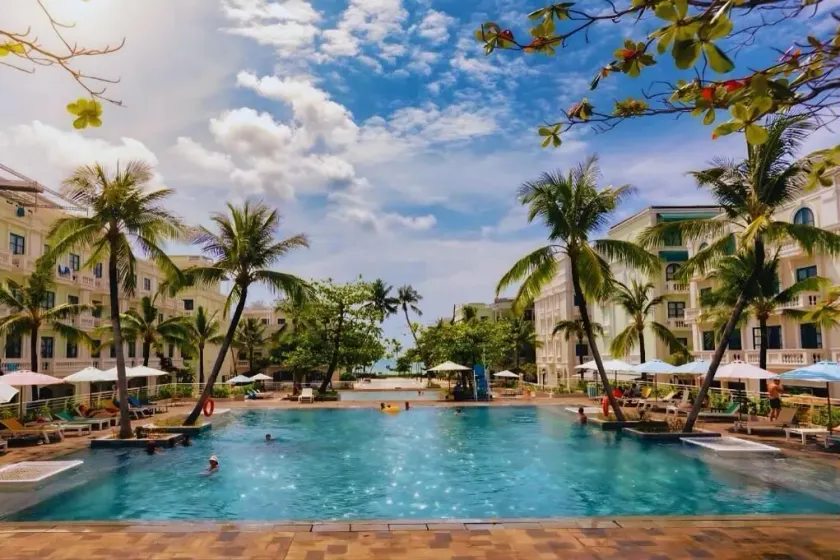 Cosi Beach Hotel Phu Quoc - Seaside Serenity Awaits - Image 1