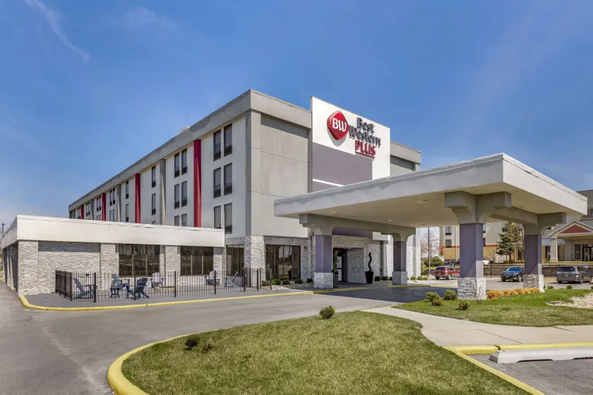 Best Western Plus South Holland Chicago Southland - Image 1
