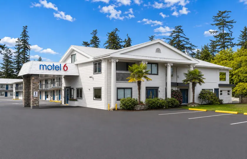 Motel 6-Saanichton, BC - Victoria Airport - Image 1