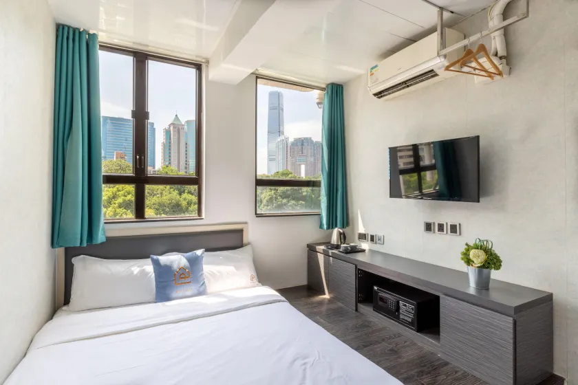 Atlas Hostel & Backpackers - Image 1