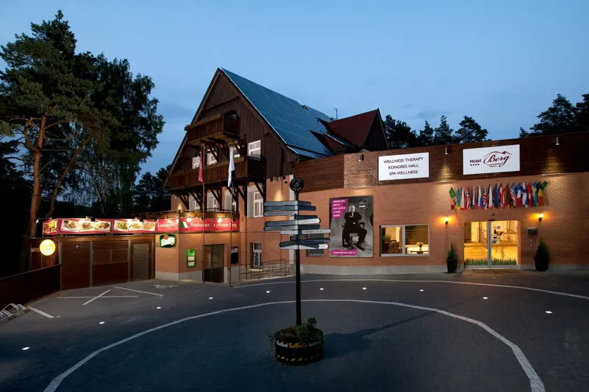 Hotel Berg - Image 1