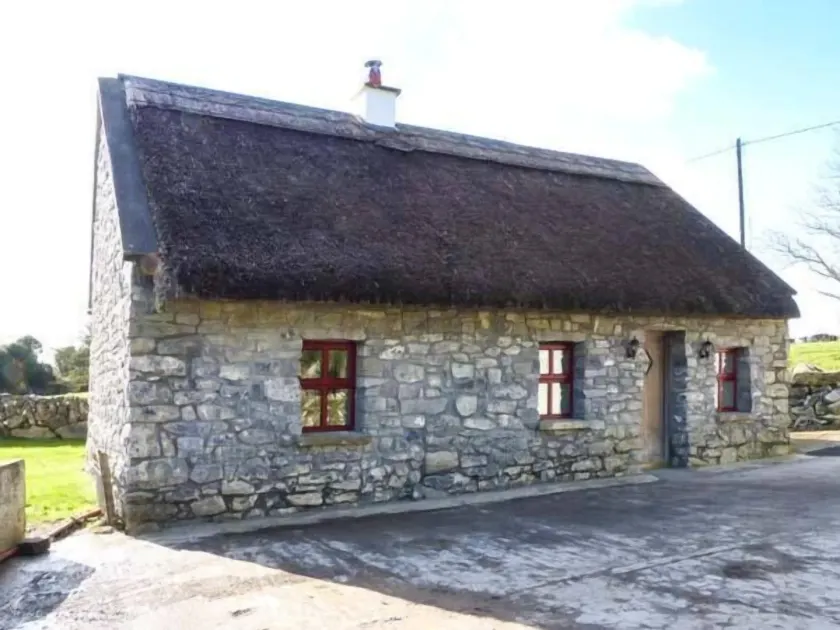 The Well House - Image 1