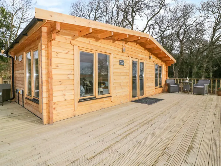 Little Orchard Lodge - Image 1