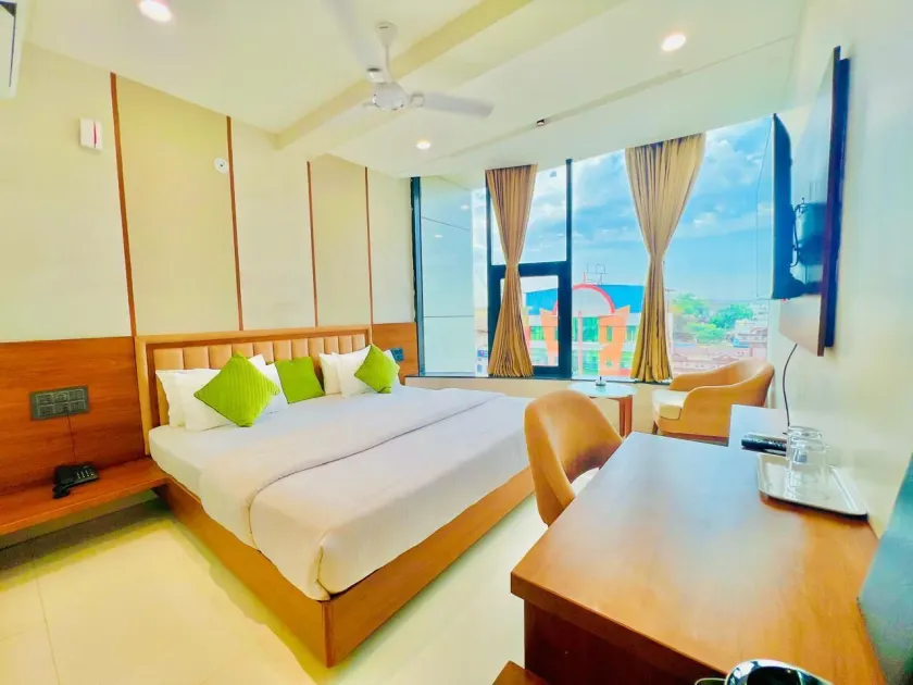 Hotel Galaxy - Image 1