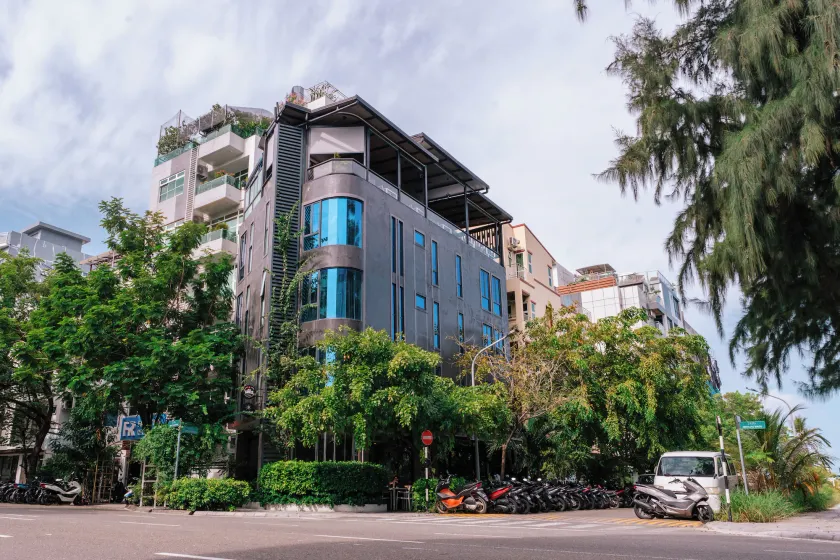 Hotel Star Shell - Image 1