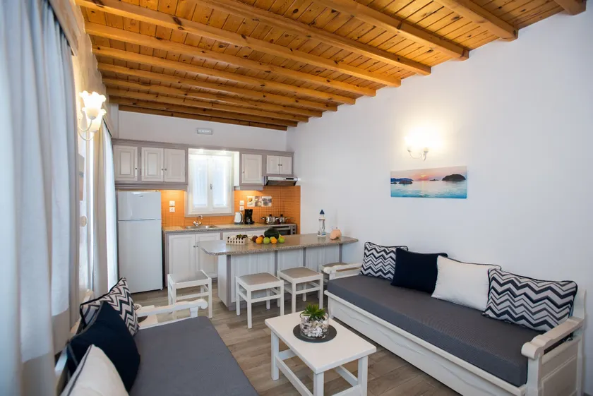 Filoxenia Apartments - Image 1