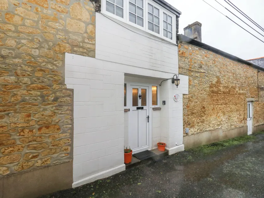Poppy Cottage - Image 1