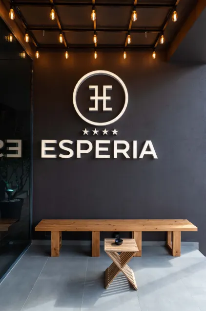Esperia Hotel - Image 1