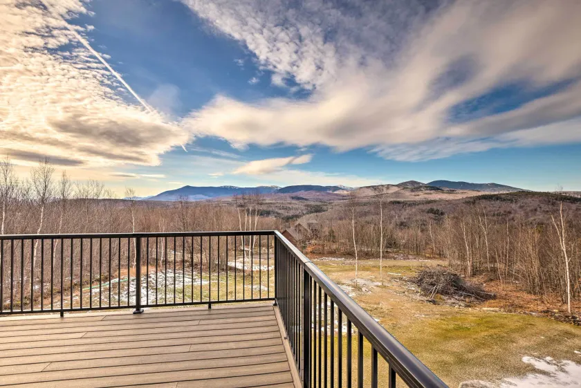 Secluded Kingfield Abode w/ Idyllic Mtn Views - Image 1