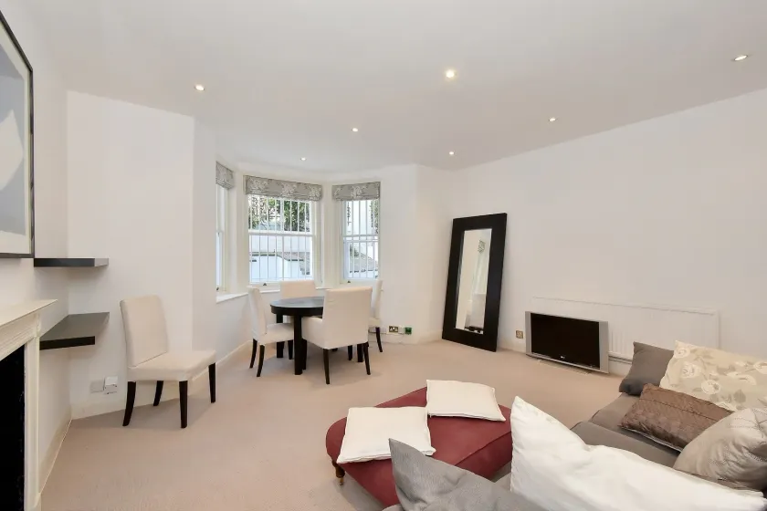 Belgravia Apartments - Cathcart Road - Image 1