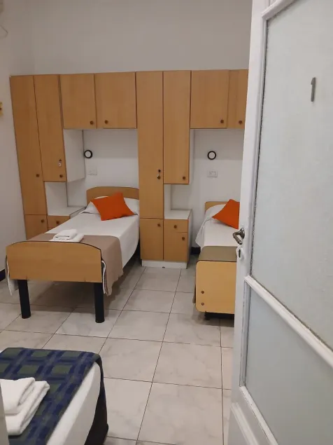 Pin-up hostel - Image 1