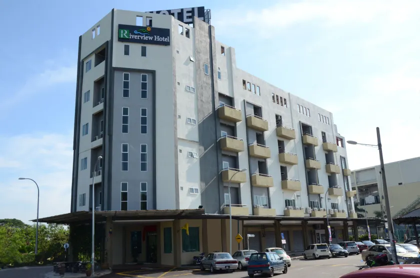 Riverview Hotel - Image 1
