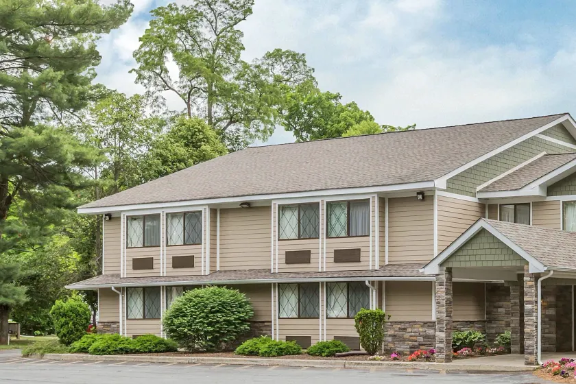 Quality Inn Hyde Park - Poughkeepsie North - Image 1